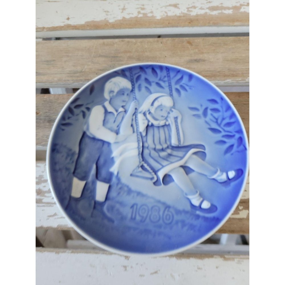 B&g joyful flight 1986 children's Day‎ mini plate b